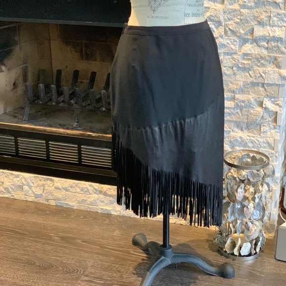 Black Kid leather fringe ellie tahari size 10 - Picture 2 of 3